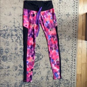 Bodypop by Blogilates leggings